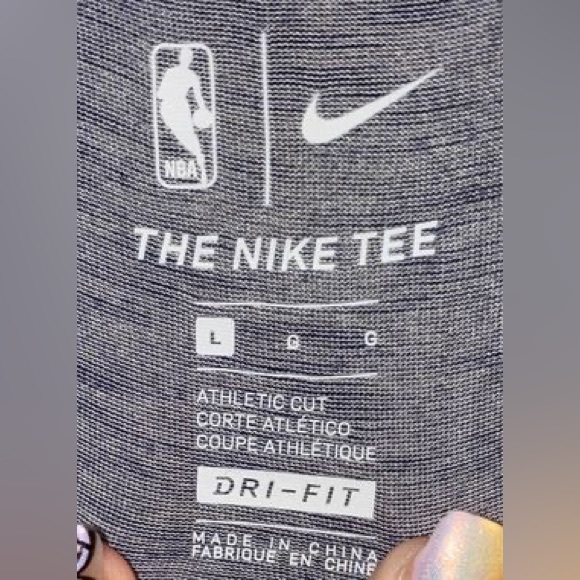 Indiana Pacers V-neck Driffit Graphic T-shirt Size Large NBA Indianapolis Nike - Picture 3 of 5